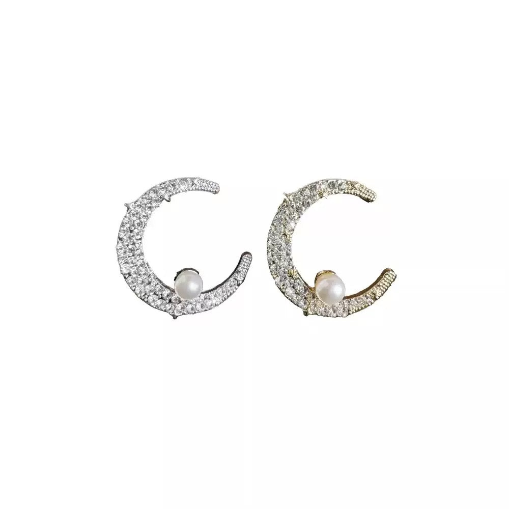 Fashion Design Moon Pearl Brooches